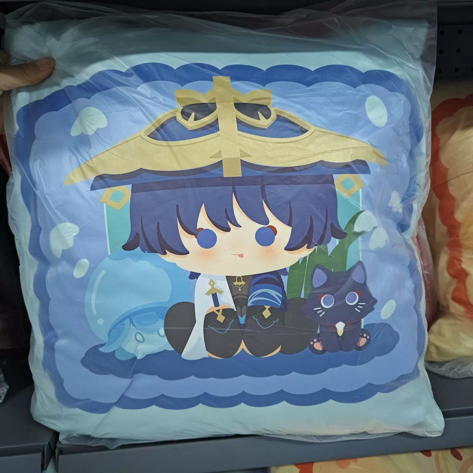 Genshin Impact Furina Scaramou - Throw Pillow incelemesi ve fiyatı
